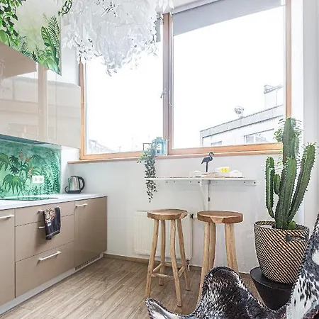 Jungle In City Center By Urban Rent *