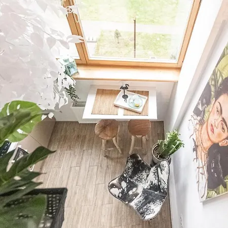 Jungle In City Center By Urban Rent Apartment *