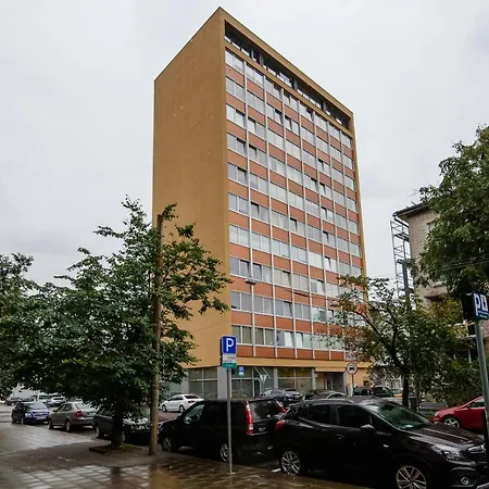 Jungle In City Center By Urban Rent 빌뉴스